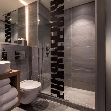 Ibis Styles La Reine Bourg-la-Reine