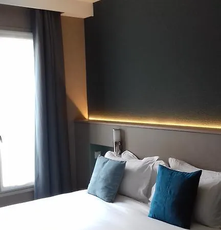 Ibis Styles La Reine 3*