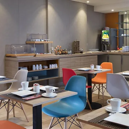 Ibis Styles La Reine Hotel