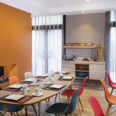 Hotel Ibis Styles La Reine Bourg-la-Reine