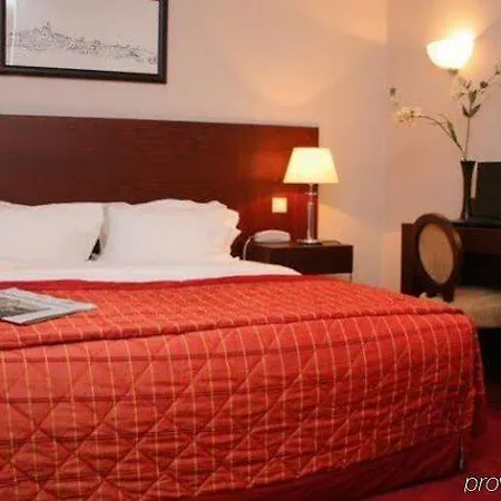 Ibis Styles La Reine