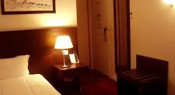 Ibis Styles La Reine 3* Bourg-la-Reine