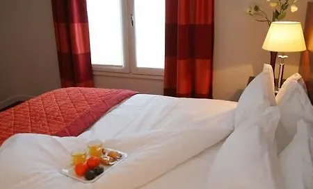 Ibis Styles La Reine 3*