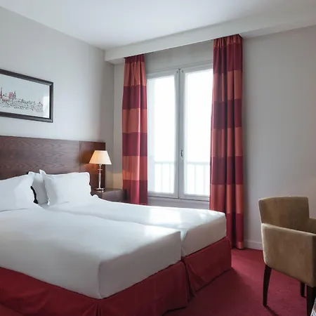 Ibis Styles La Reine 3*
