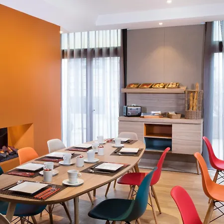 Hotell Ibis Styles La Reine 3*