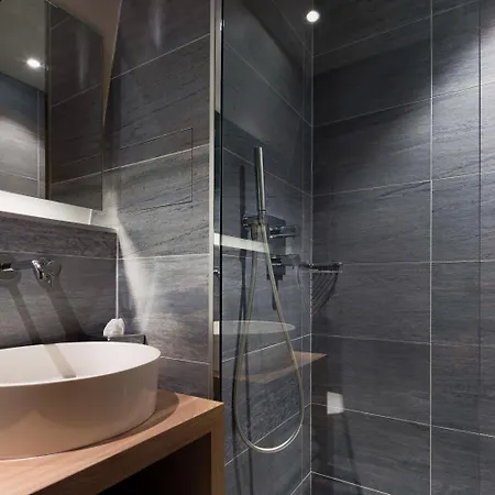Hotel Ibis Styles La Reine Bourg-la-Reine