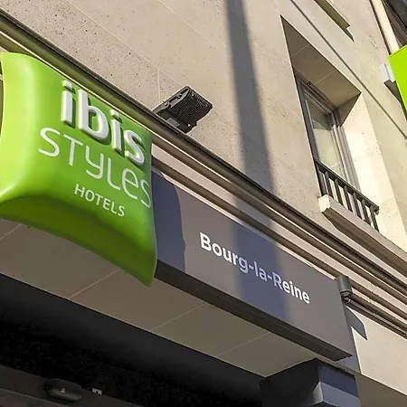 Ibis Styles La Reine Hotel